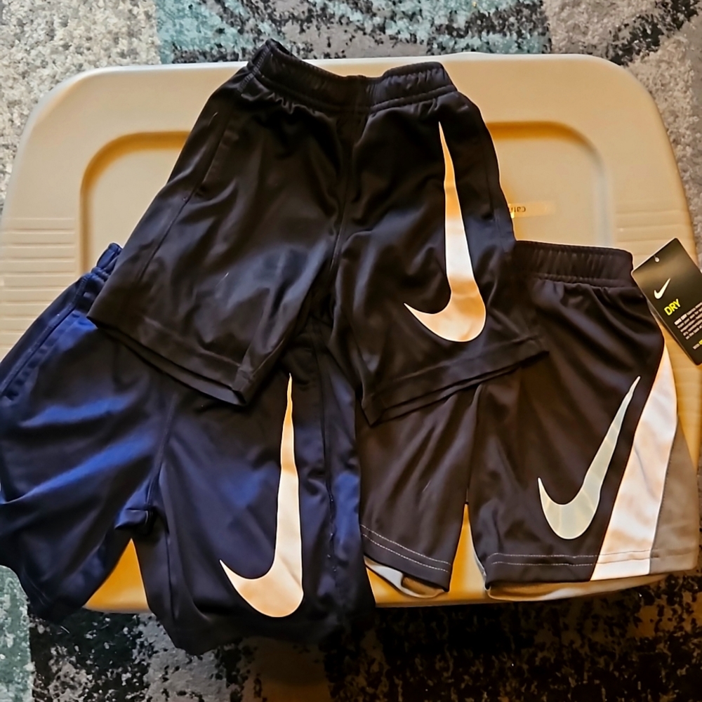 Boys nike shorts